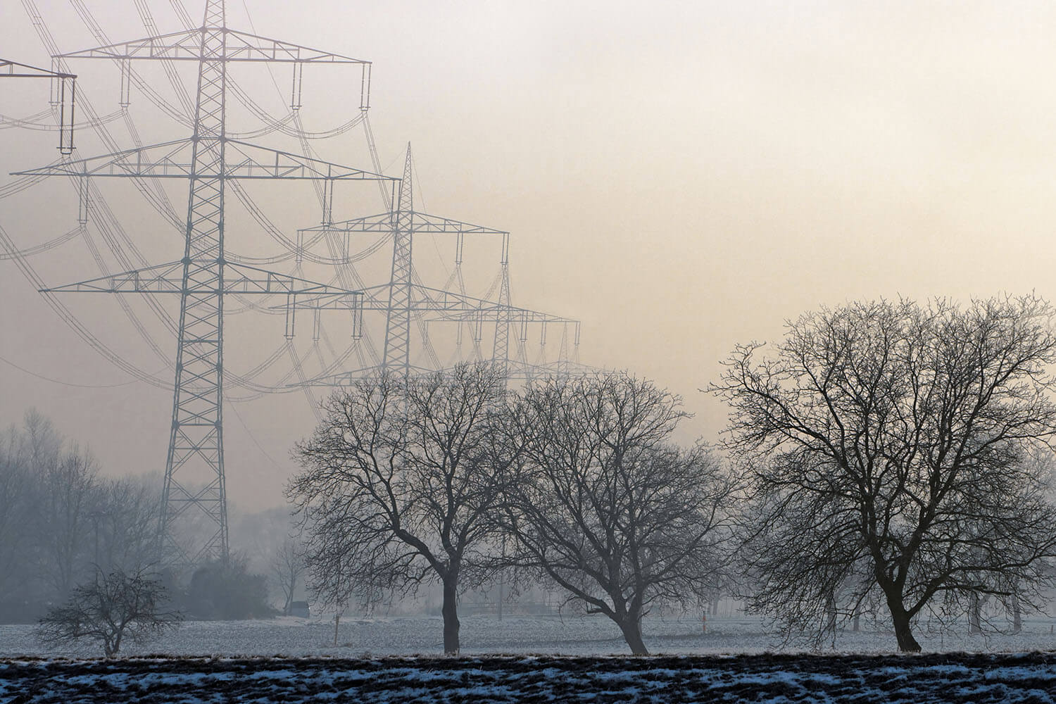 mpa-elektrobiologie-ag-elektrosmog-ursache-hochspannungsleitungen Hochspannungsleitungen als externe Elektrosmog-Quelle